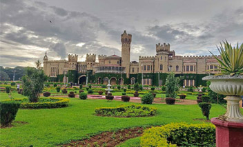 The Golden Chariot - Glimpses of Karnataka