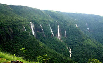 Meghalaya 4 Nights / 5 Days