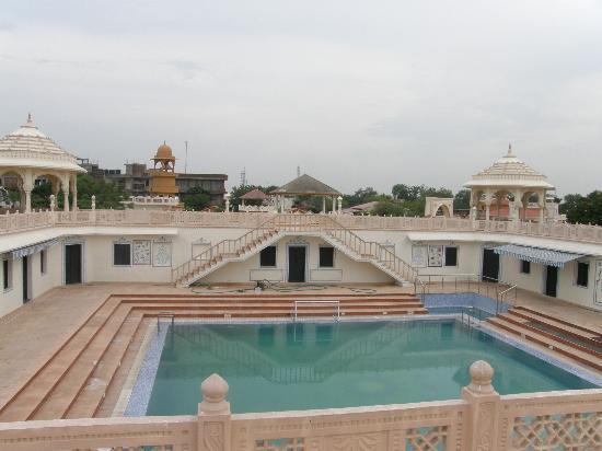 Pride Amber Villas Resort - Jaipur