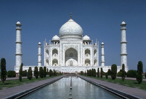 A Day at Taj the Symbol of Love